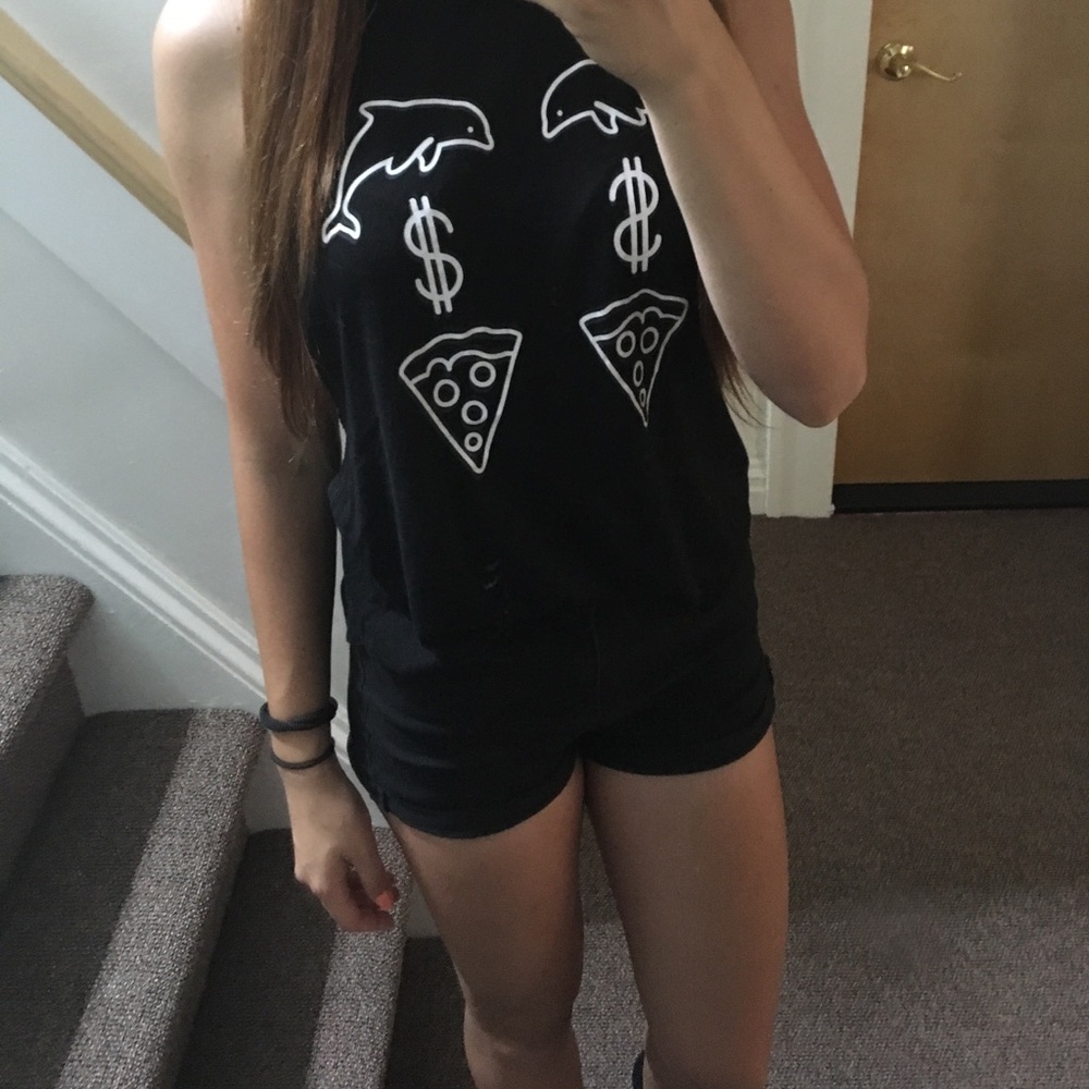 Black Muscle Tee - Picture 4 of 4